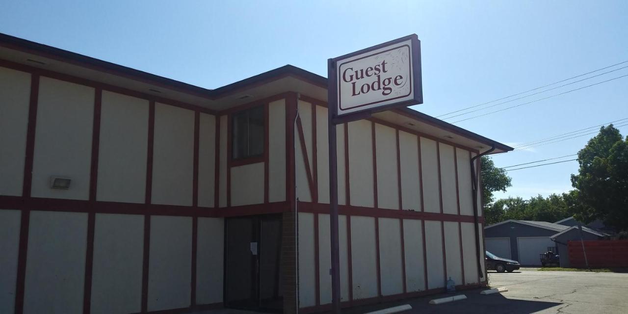 Guest Lodge Motel Minot Εξωτερικό φωτογραφία